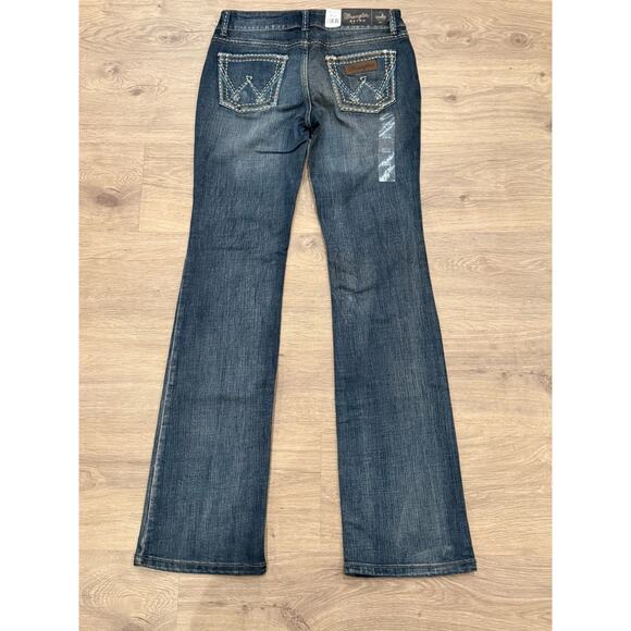 New With Tags Wrangler Women's Retro Sadie Low Rise Boot Cut Jean Blue - Picture 9 of 9